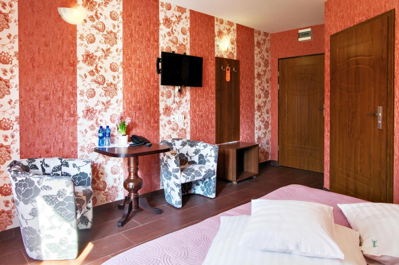 Hotel Horda スウビツェ エクステリア 写真