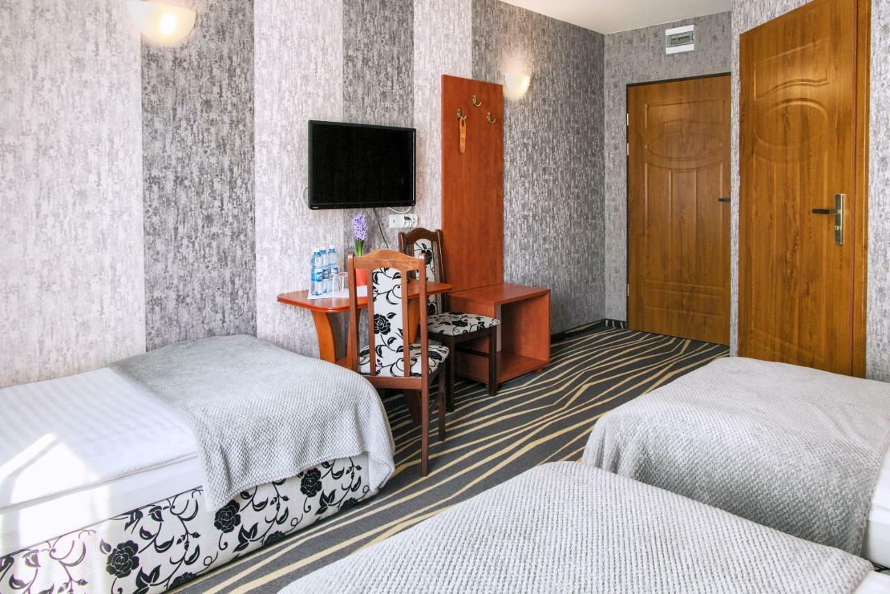 Hotel Horda スウビツェ エクステリア 写真
